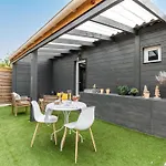 Pierre Et Espace Bien Etre Holiday home Vertheuil-en-Medoc