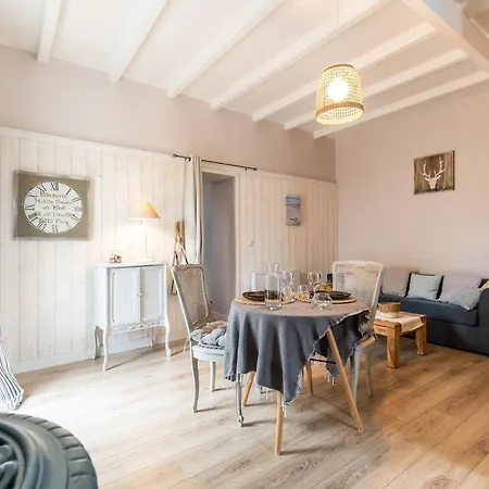 Pierre Et Espace Bien Etre Holiday home