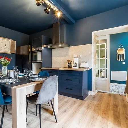 Holiday home Pierre Et Espace Bien Etre Vertheuil-en-Medoc